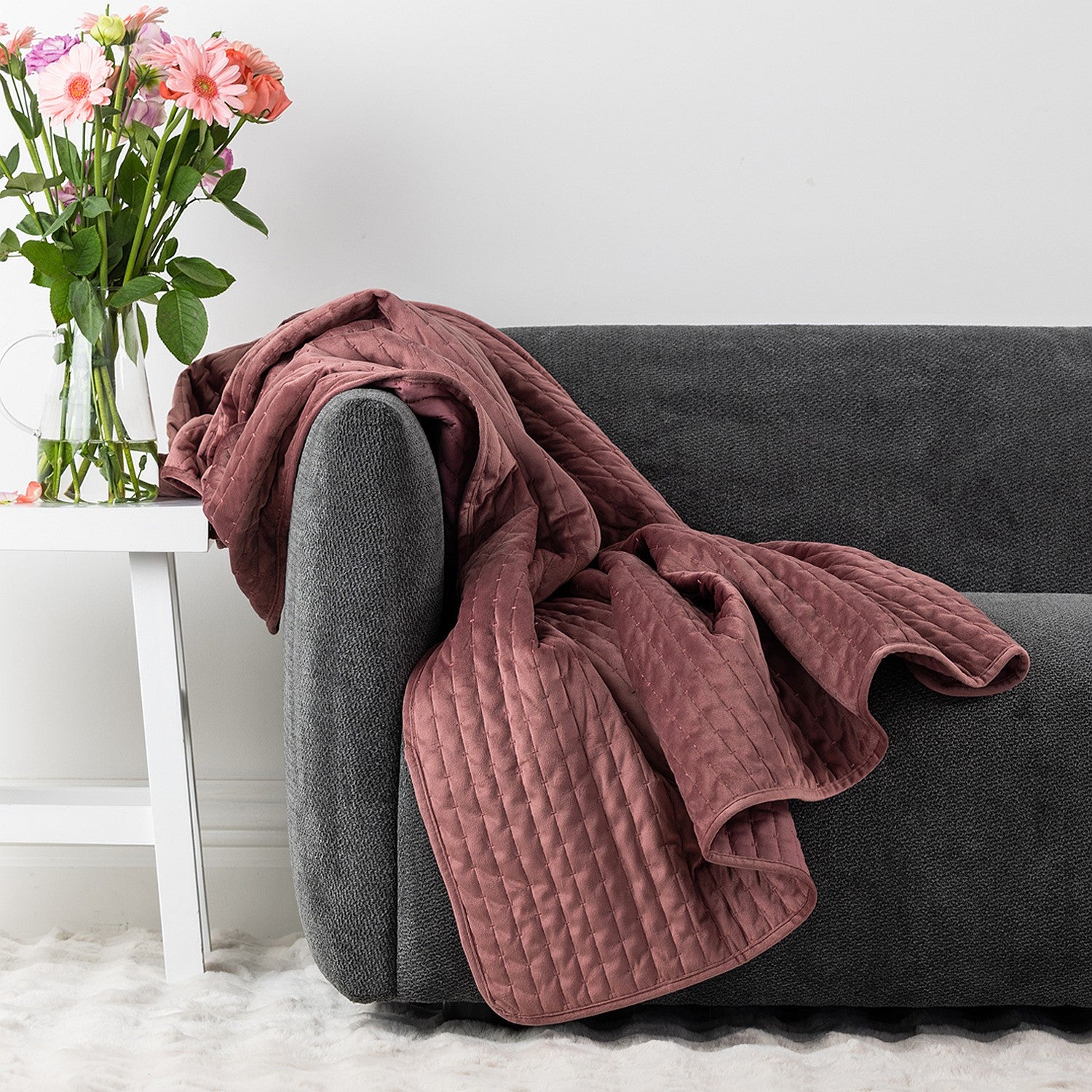 Design Republique Darcy Velvet Throw