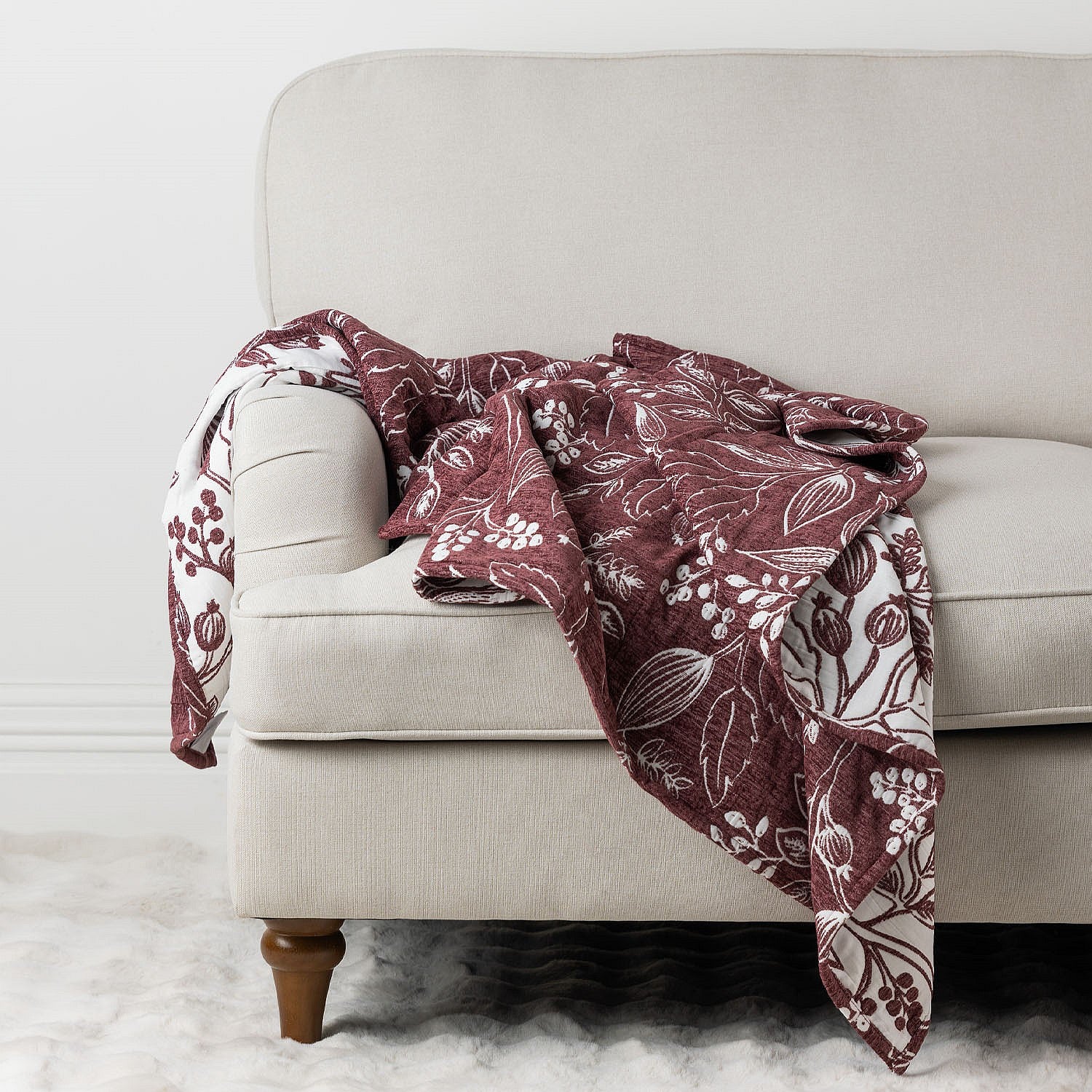 Design Republique Sienna Floral Throw