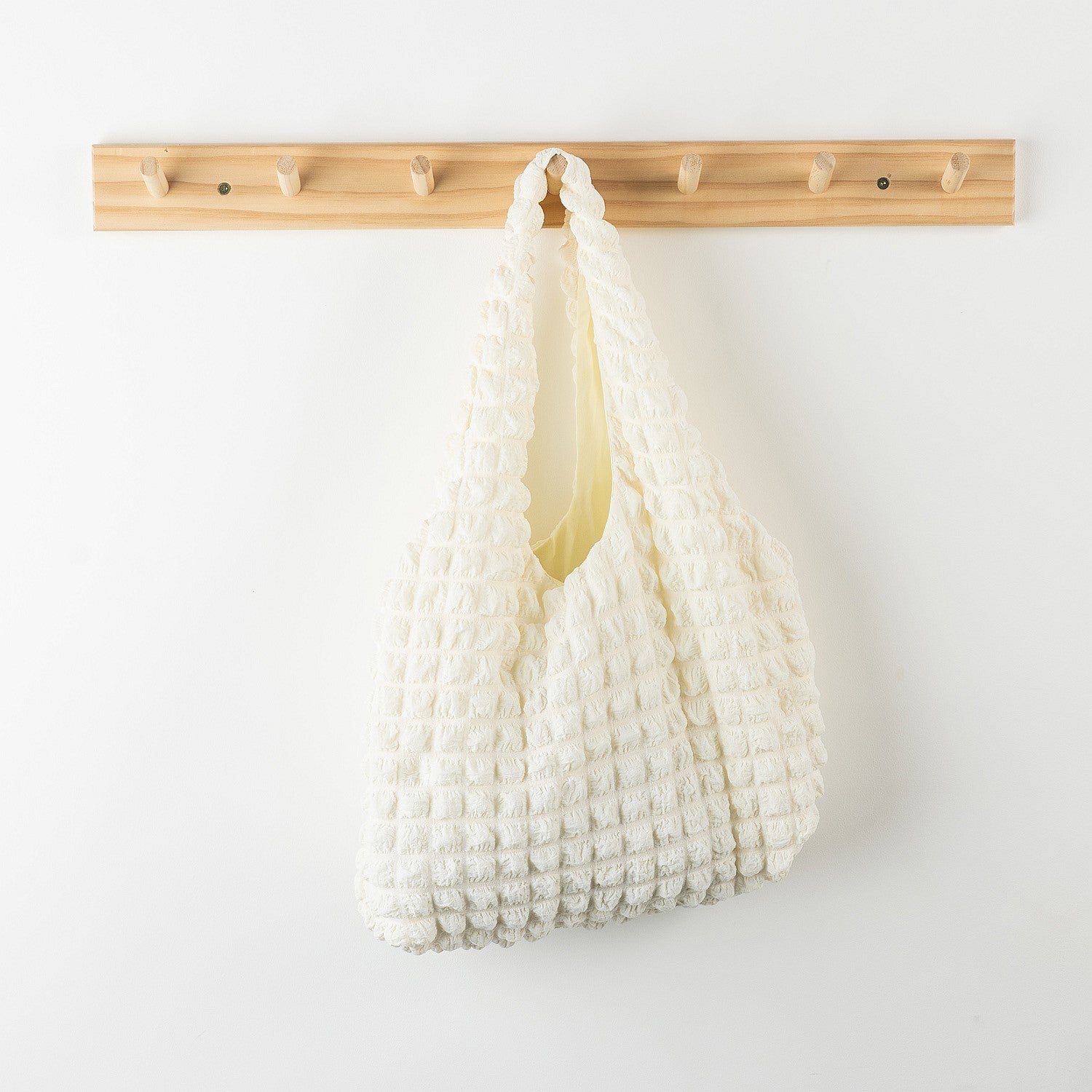 Design Plus Kira Seersucker Tote Bag