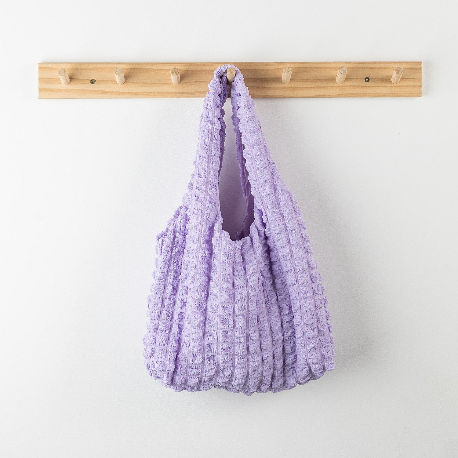 Design Plus Kira Seersucker Tote Bag