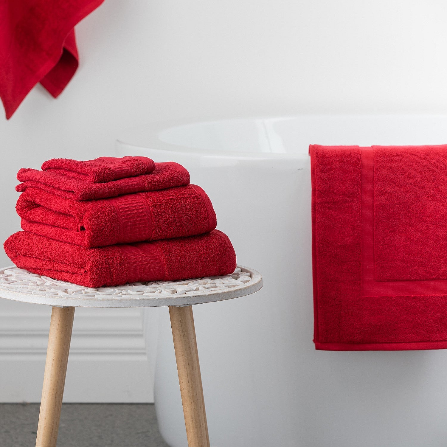 Avalon Bath Mat 800gsm