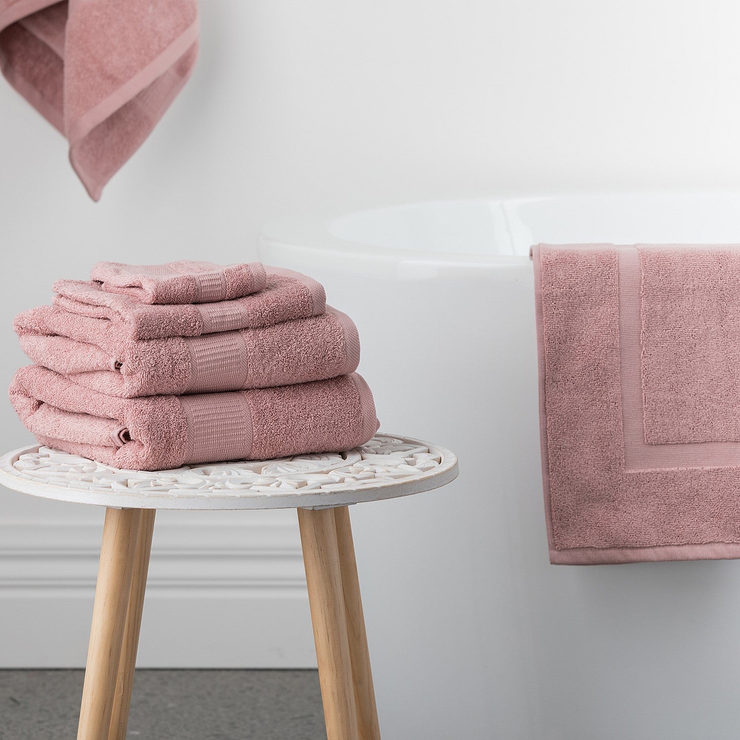 Avalon Bath Mat 800gsm