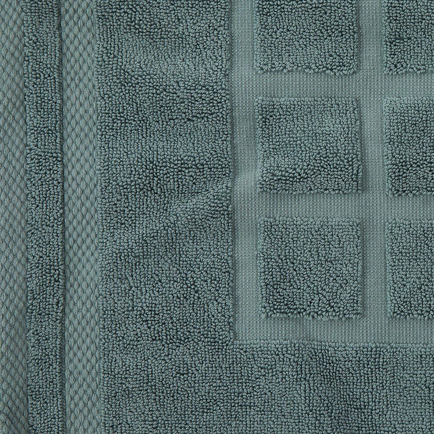 Design Republique Ultra Plush Bath Mat 800gsm