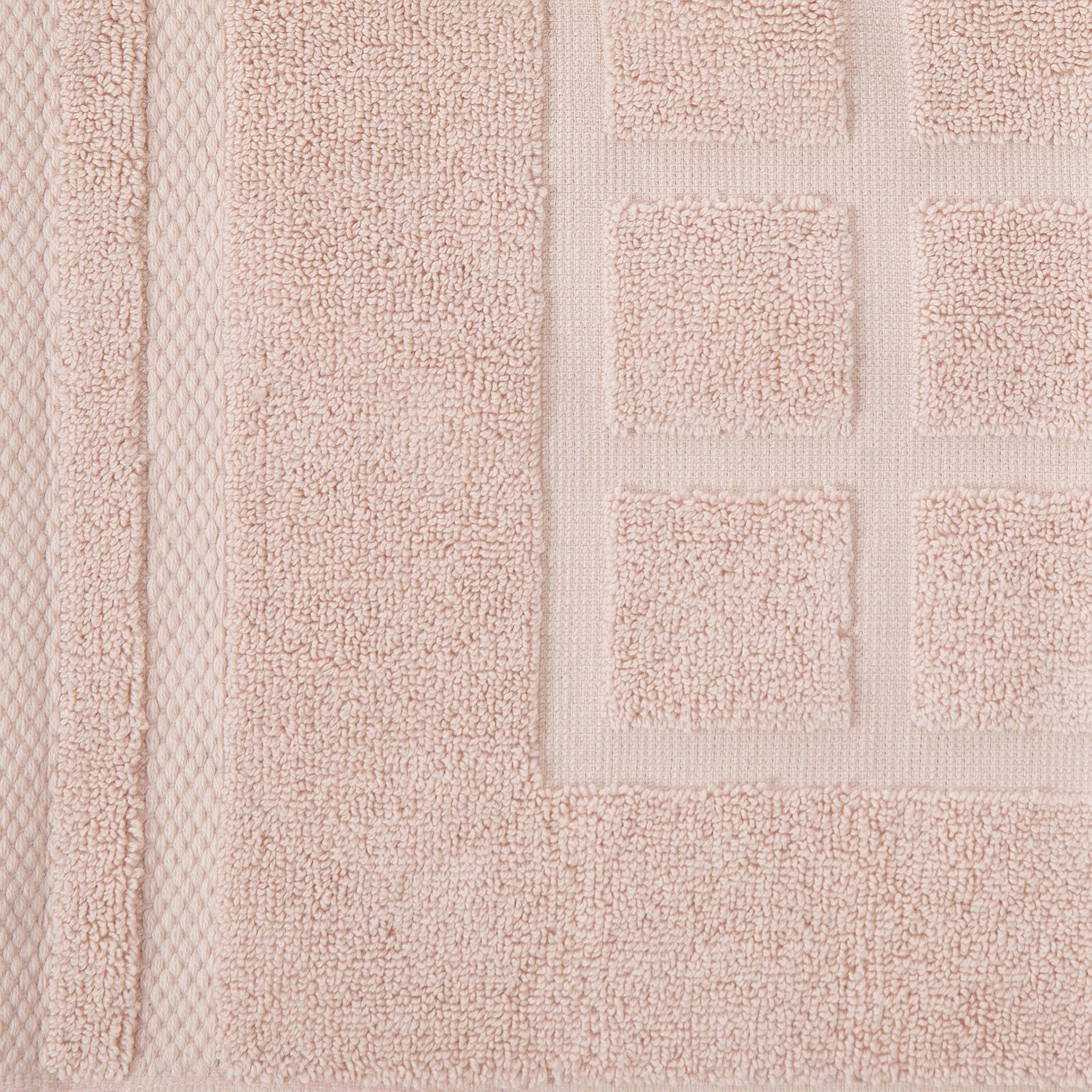 Design Republique Ultra Plush Bath Mat 800gsm