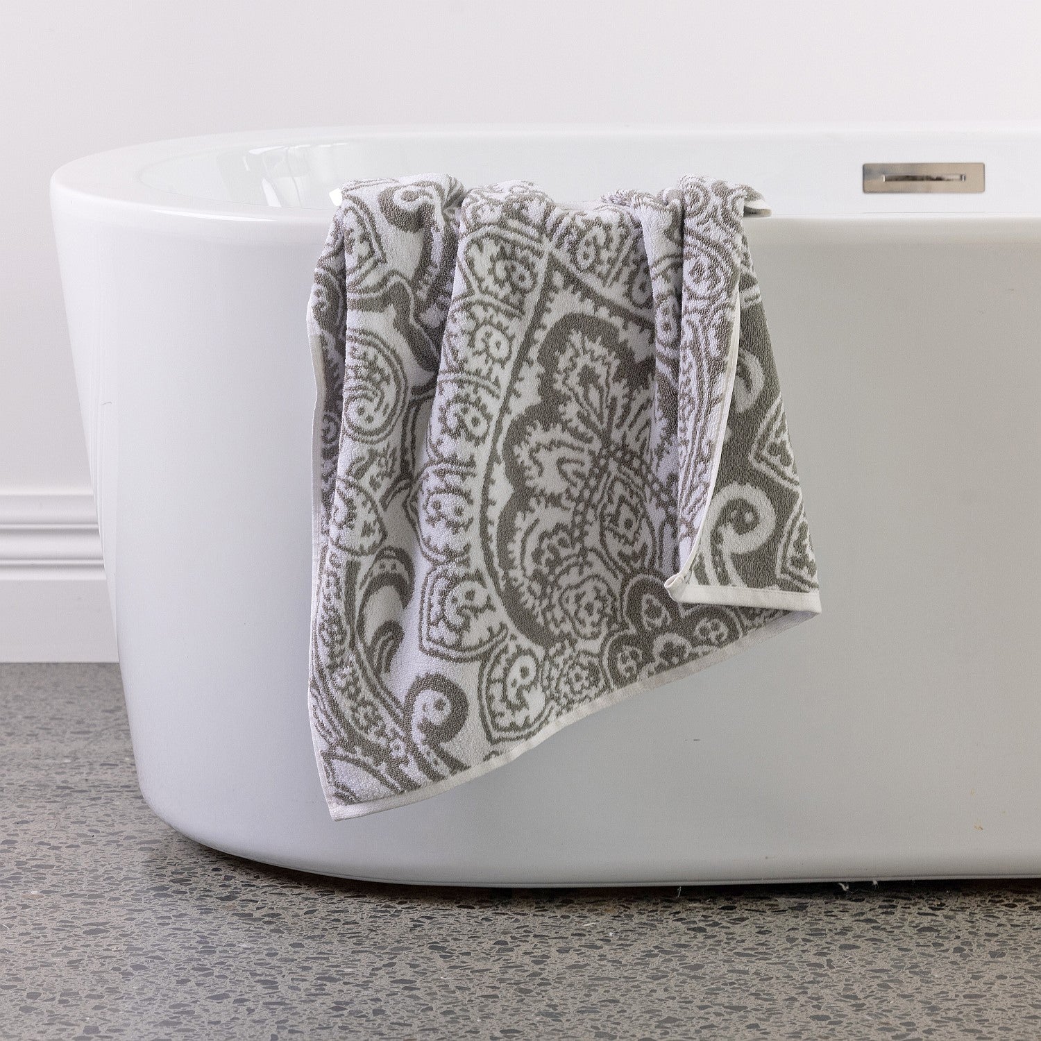Design Republique Sabine Bath Sheet
