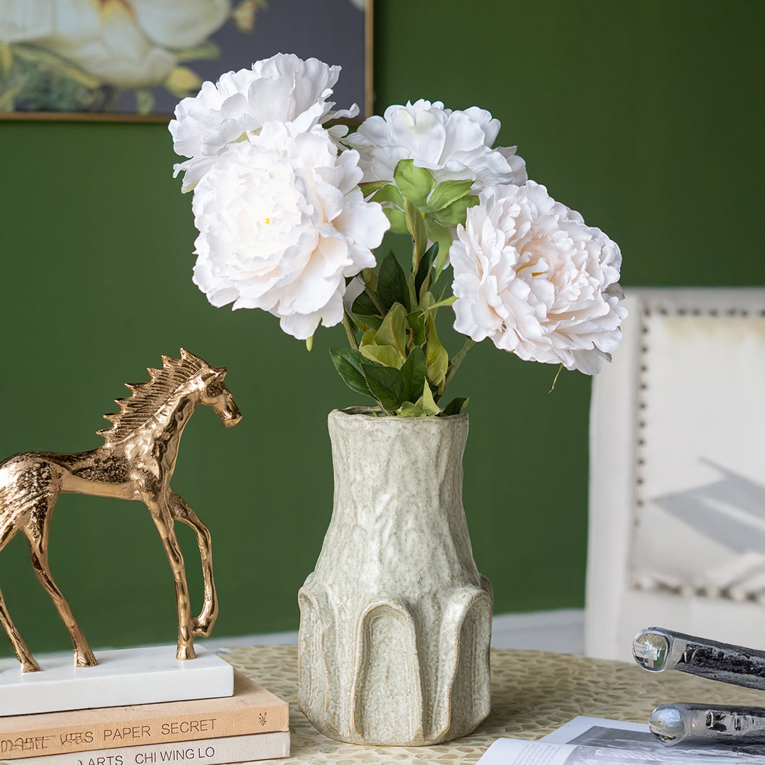 Gracious Living Frill Ceramic Vases