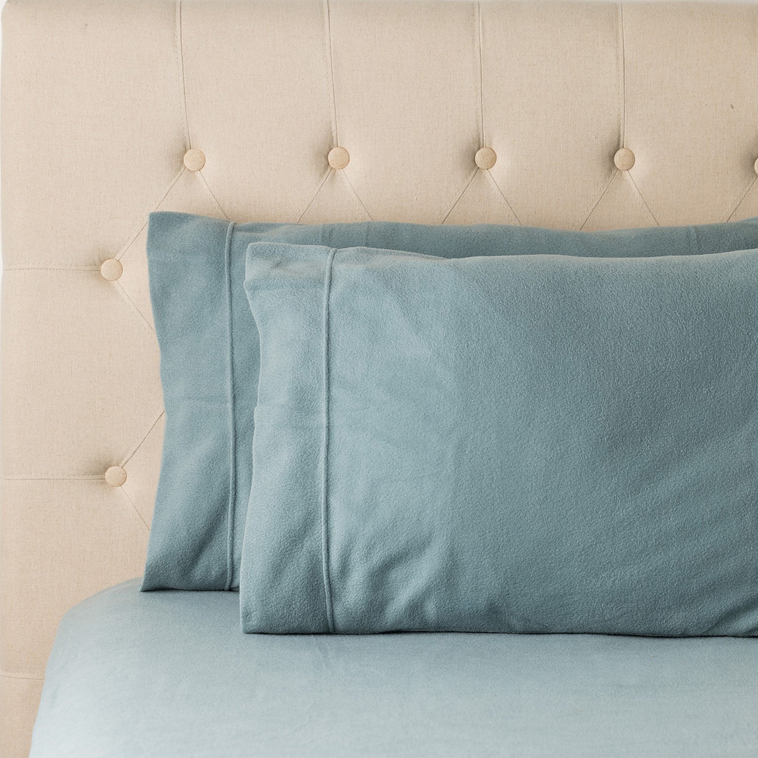 Cosy & Co. Cosy Fleece Fitted Sheet & Pillowcase/s