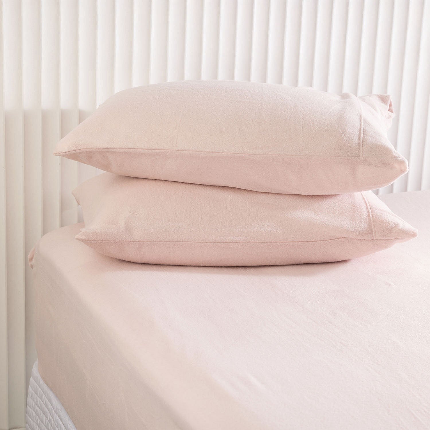 Cosy & Co. Cosy Fleece Fitted Sheet & Pillowcase/s