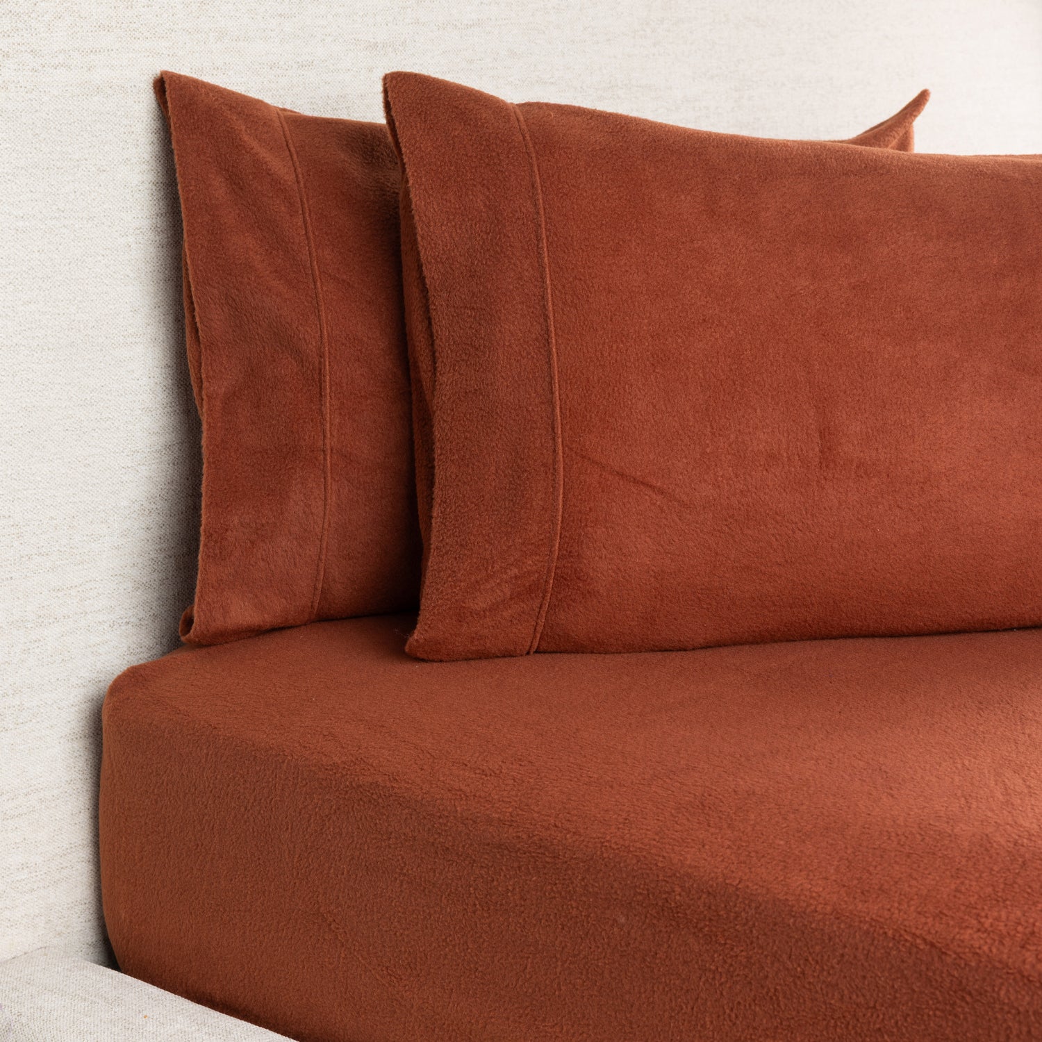 Cosy And Co. Cosy Fleece Fitted Sheet & Pillowcase/s