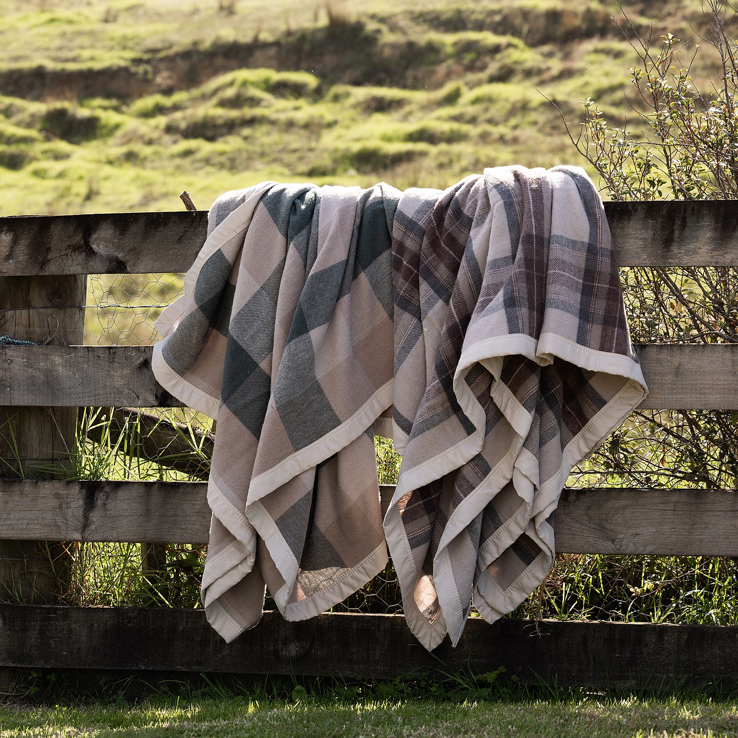 Umber Throw Blanket - 100% New Zealand Wool