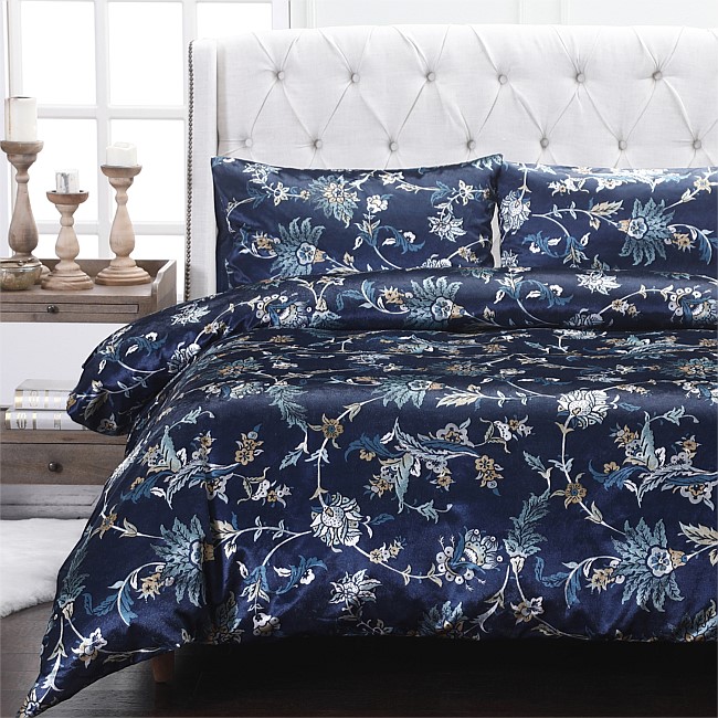 Into Home Elena Velvet Polycotton Duvet Cover Set Into Home Elena Velvet Polycotton Duvet Cover Set