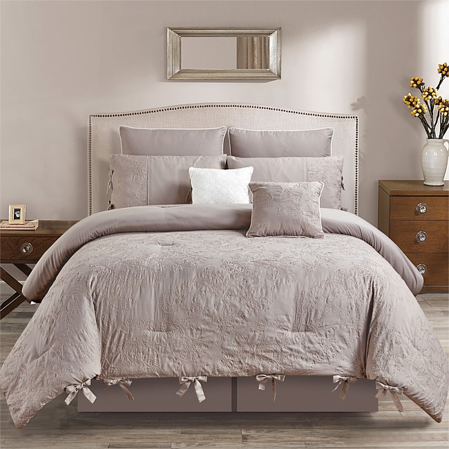 Solace Oakleigh 7 Piece Comforter Set Solace Oakleigh 7 Piece Comforter Set