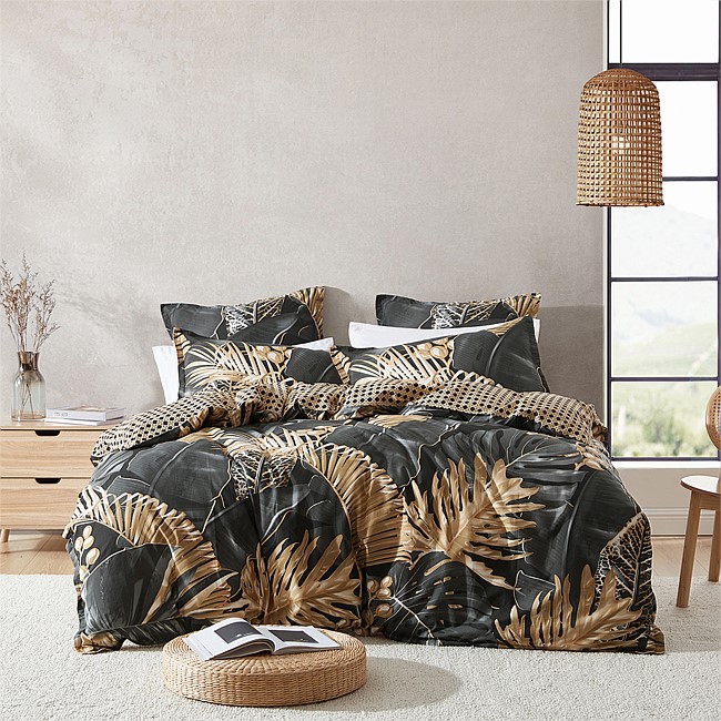 Logan & Mason Danton Black Duvet Cover Set