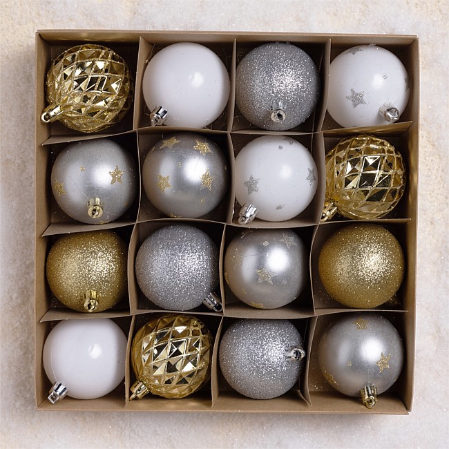 Christmas Wishes Set Of 16 Baubles Christmas Wishes Set Of 16 Baubles