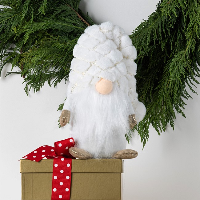 Christmas Wishes Shy Santa White 26cm