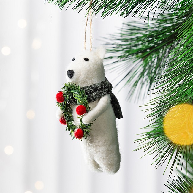 Christmas Wishes Bear Wreath Felt Hanging Decoration