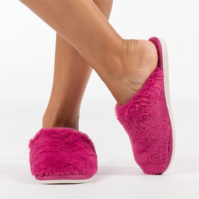 bb&b Sleep Harper Fluffy Slippers bb&b Sleep Harper Fluffy Slippers
