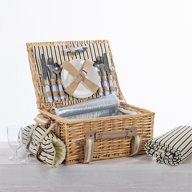 Cove Akaroa 4 Person Picnic Basket