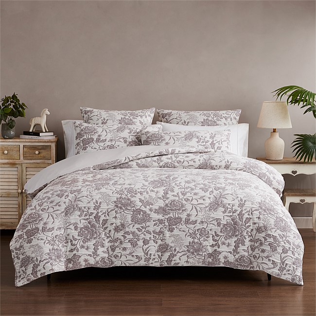 Gracious Living Kasey Jacquard Duvet Cover Set Gracious Living Kasey Jacquard Duvet Cover Set