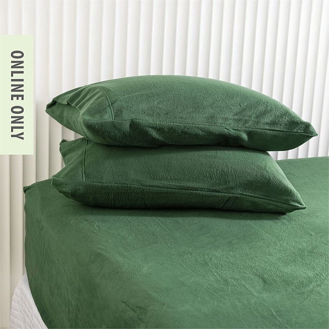 Cosy & Co. Cosy Fleece Fitted Sheet & Pillowcase/s
