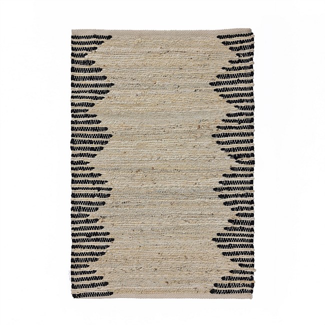Design Republique Zig Zag Scatter Rug 60x90cm Design Republique Zig Zag Scatter Rug 60x90cm
