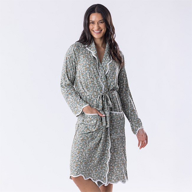 Gracious Living Khaki Scallop Floral Bathrobe Gracious Living Khaki Scallop Floral Bathrobe