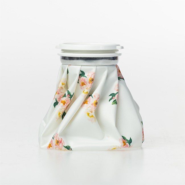 Grace & Gild Refillable Ice Pack Peonies Grace & Gild Refillable Ice Pack Peonies