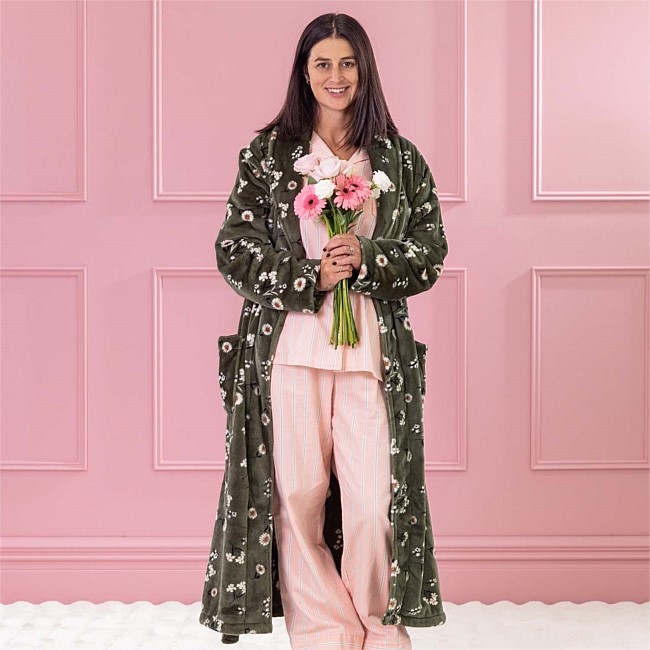 Design Republique Daisy Printed 3/4 Length Plush Bathrobe 