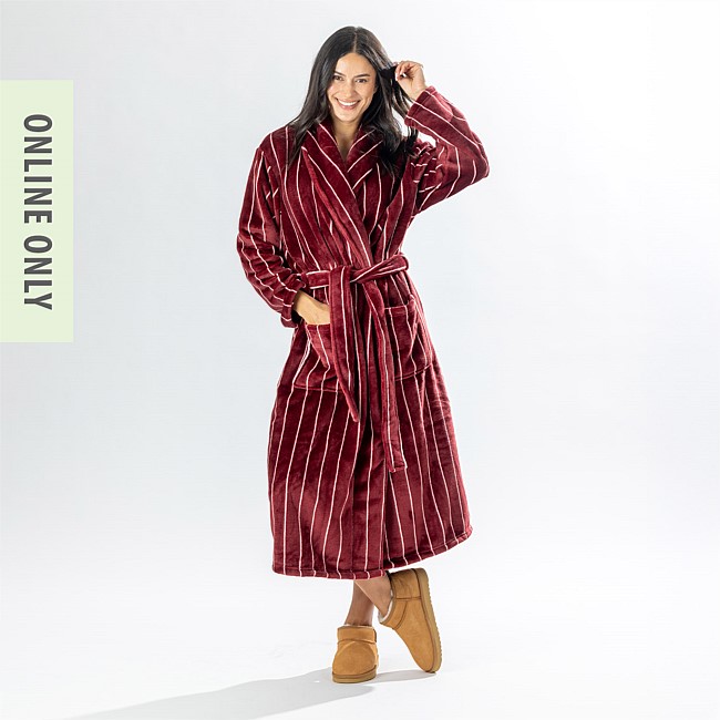 Amparo Two Tone Stripe Cranberry Bathrobe Amparo Two Tone Stripe Cranberry Bathrobe