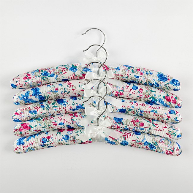 Home Essential Tammy Padded Hangers 5 Pack Home Essential Tammy Padded Hangers 5 Pack