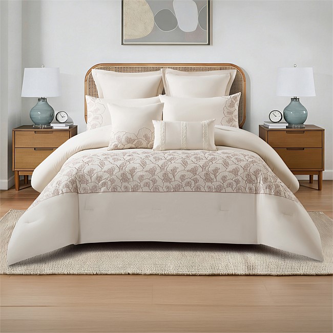 Solace Nicks 7 Piece Comforter Set
