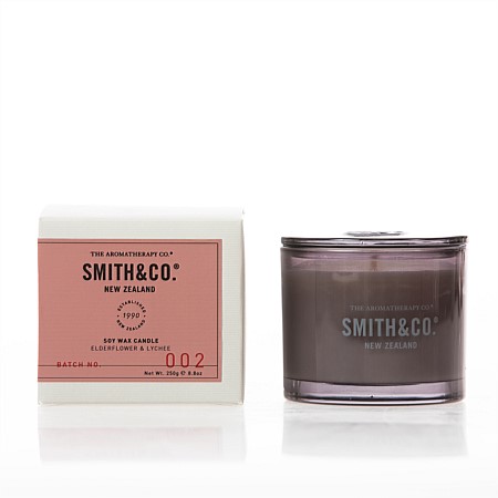 Smith & Co. Scented Candle 