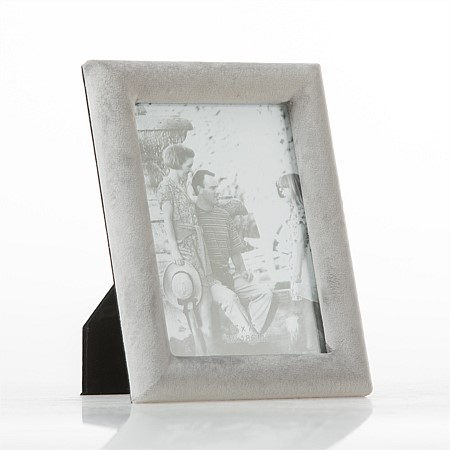 Solace Velluto Photo Frame