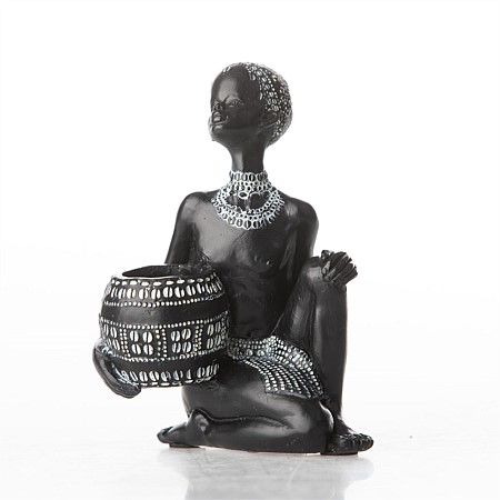 Design Republique Afia Figurine Sitting Lady