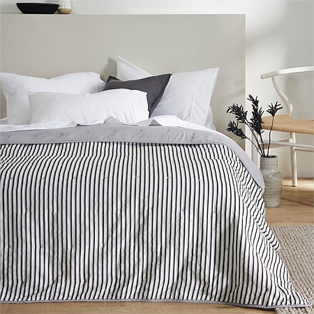 Cove Bay Reversible Quilt Grey