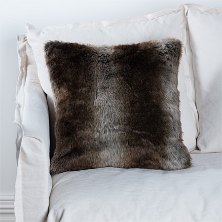 Design Republique Chester Bear Faux Fur Cushion