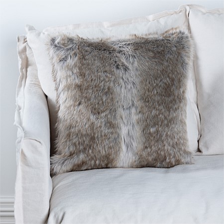 Design Republique Chester Alpine Rabbit Cushion