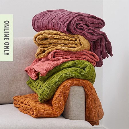 Design Republique Ada Chunky Knit Throw