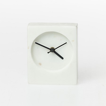 Solace Misha Marble Clock Table Décor