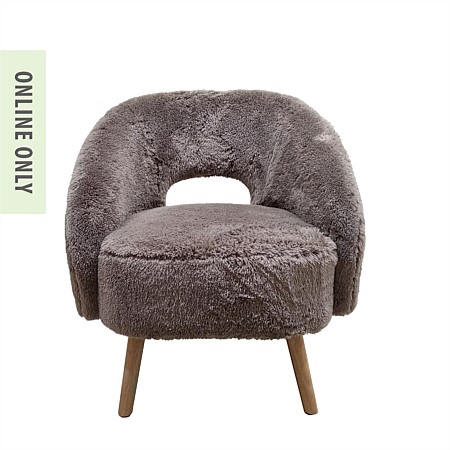 Design Plus Cosy Faux Fur Taupe Chair