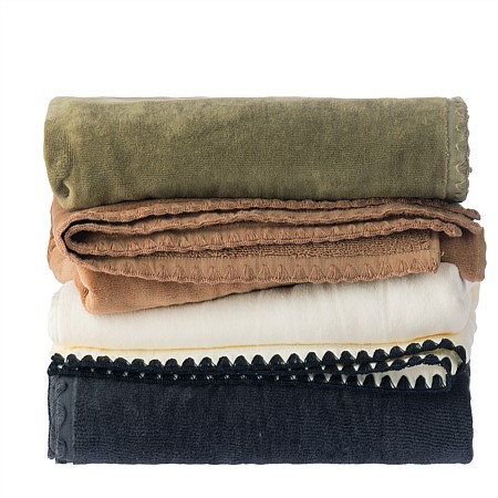 Fieldcrest Blair Blanket Stitch Bath Towel